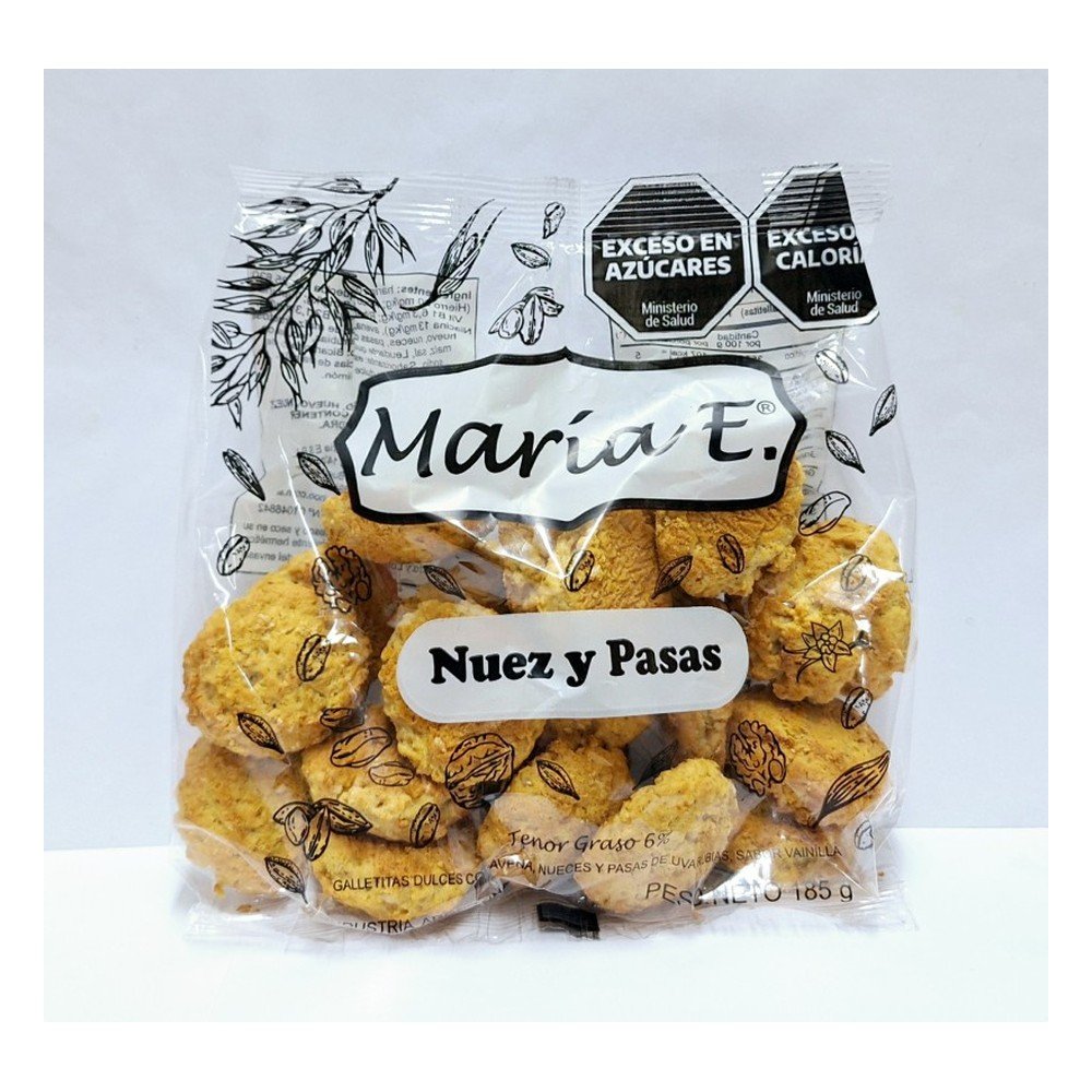 Maria e galletitas nuez y pasas